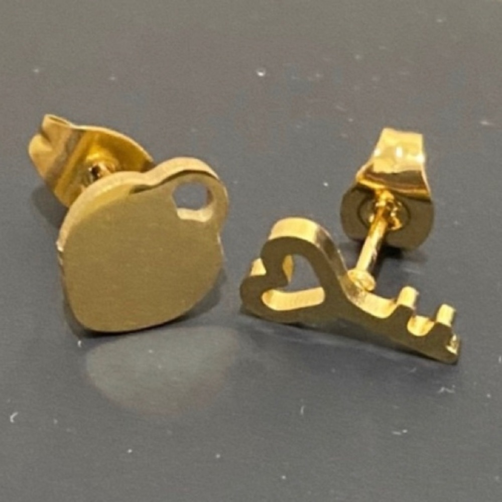 Happy Heart | Lock and Key Stainless Steel Stud Earrings Accessories Jewelry - Picture 3 of 5